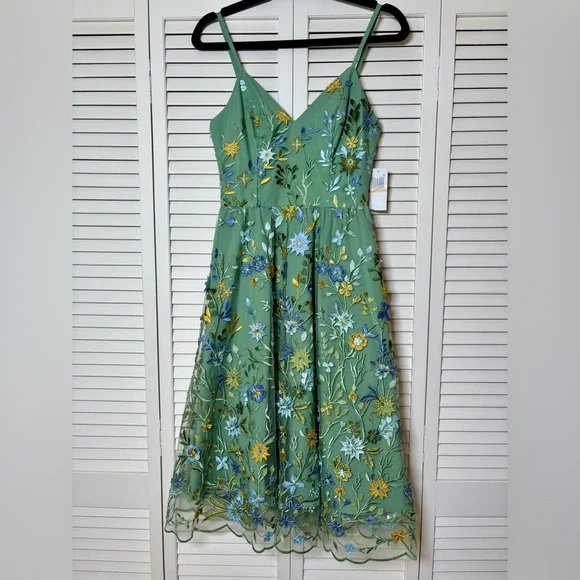NWT Dress The Population Maren Floral 3D Embroidered Cocktail Midi Dress S - Picture 5 of 9